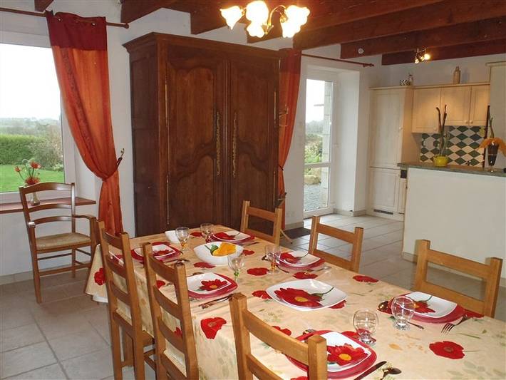 Gîte pour 6 personnes, avec jardin, animaux acceptés à Lanmodez - 4