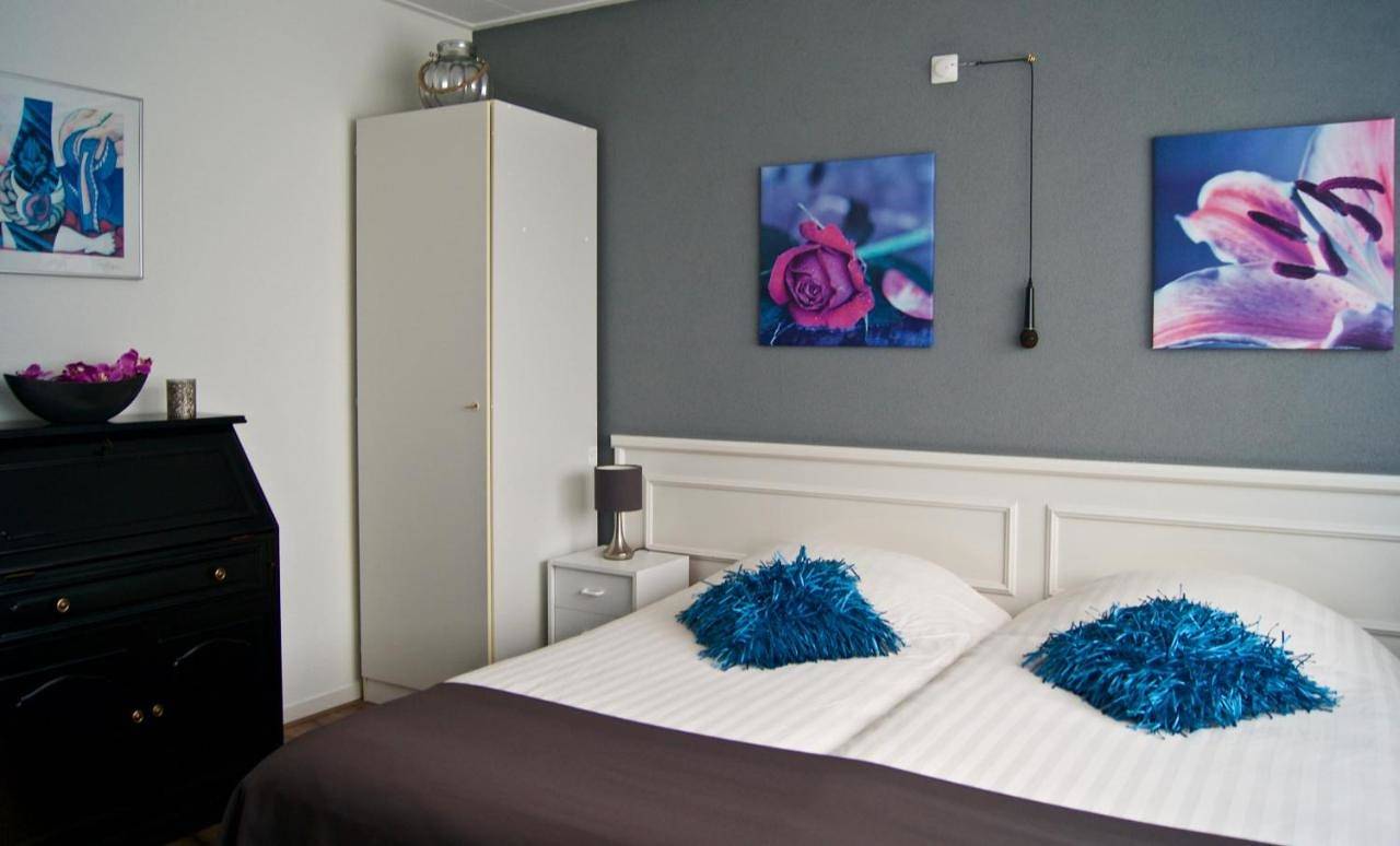 The Studio Guesthouse in Volendam, Markermeer