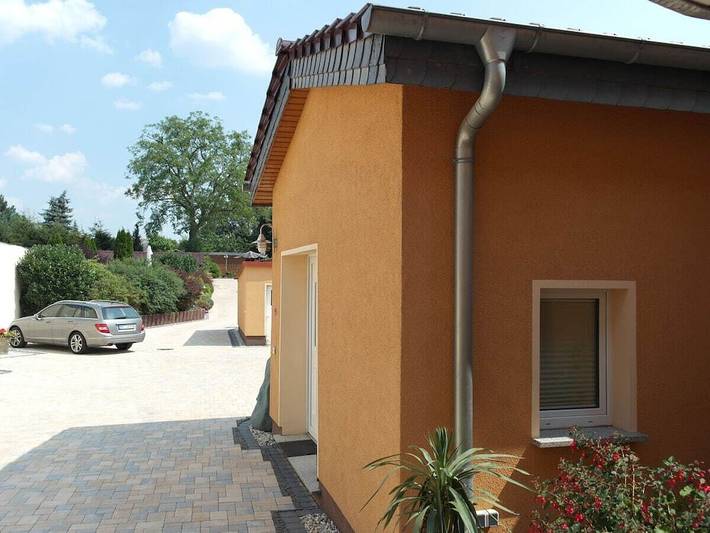 Ferienhaus für 2 Personen, mit Whirlpool und Terrasse sowie Pool und Sauna