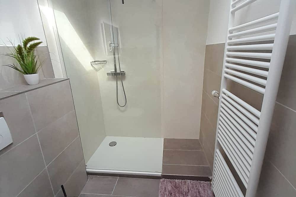 Appartement entier, Ferienwohnung am Waldrand und Trotzdem Zentral in Bad Arolsen, Waldecker Land