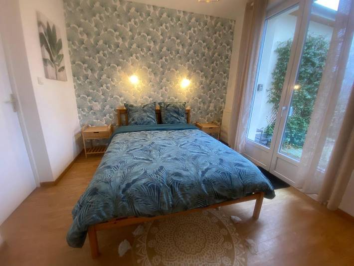 Gîte pour 2 personnes, avec Terrasse ainsi que Jardin et Vue à Ouzous - 3