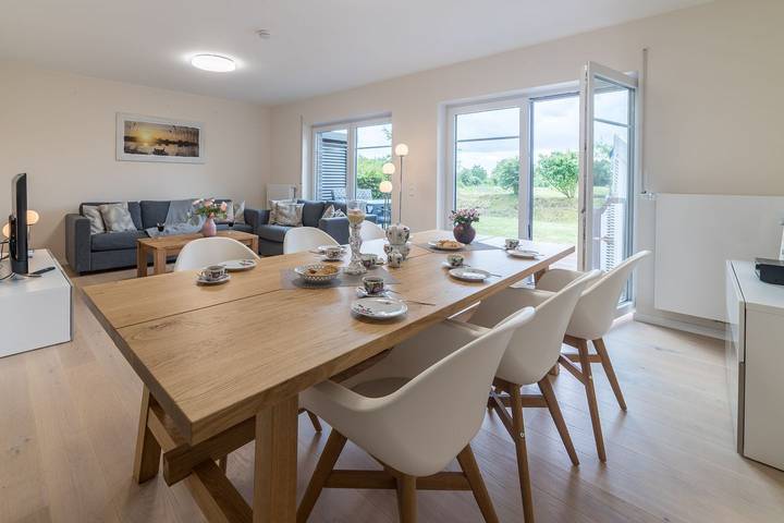 Holiday apartment for 6 people, with lake view and view as well as garden - 1