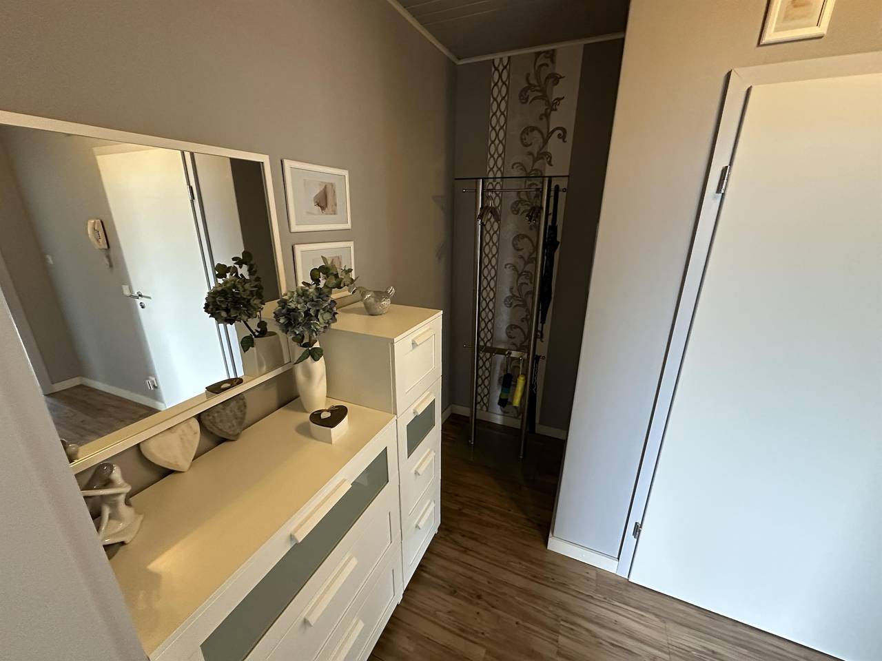 Entire holiday apartment, Ferienwohnung mit Balkon in Rhens, Osteifel