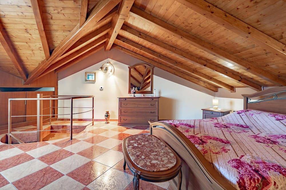 Stunning home in Rijeka with Wifi in Rijeka, Primorje-Gorski Kotar