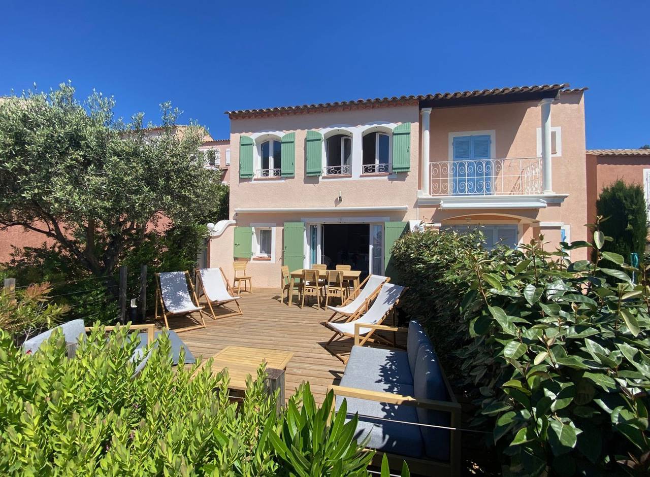 Villa du Hameau - Cap Esterel (St Raphaël - Le Dramont) in Le Dramont, Saint-Raphaël