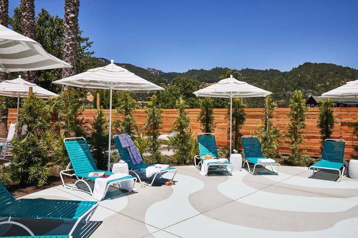Apartamento para 4 personas, con piscina además de jacuzzi y balcón en Napa Valley
