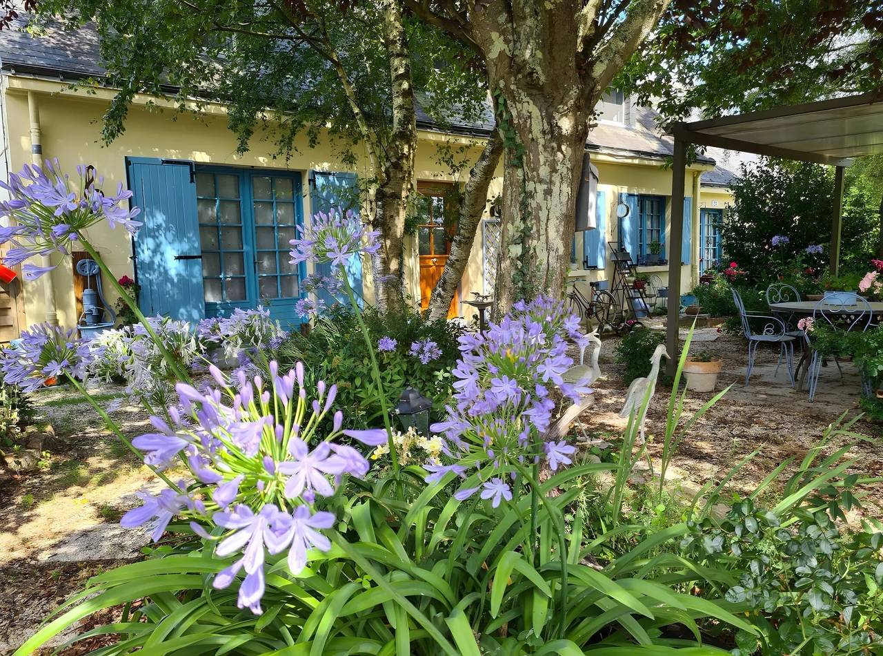 Chambre d'hôtes Verte Printanière - Étage avec terrasse et jardin partagés, Wi-Fi in Saint-Lyphard, Région de Saint-Nazaire