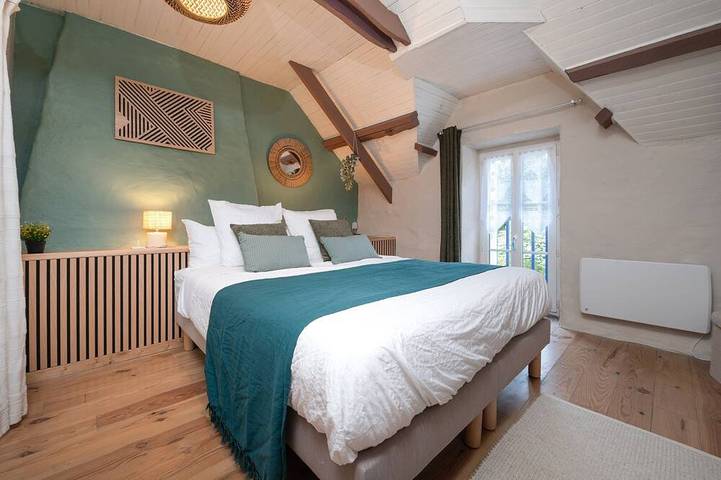 Chambre d’hôte pour 2 personnes, avec Jardin et Piscine dans Guilligomarc'h, Région de Quimper