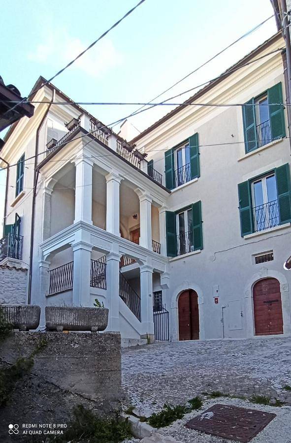 Casa vacanza per 2 persone, con Terrazza e Panorama a Rocca di Mezzo