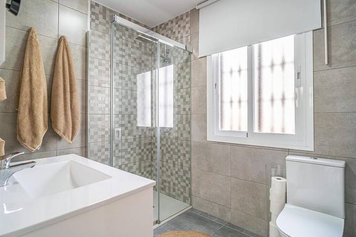 Lovely home in Vélez-Málaga with swimming pool in Urbanizacion La Esperanza, Vélez-Málaga