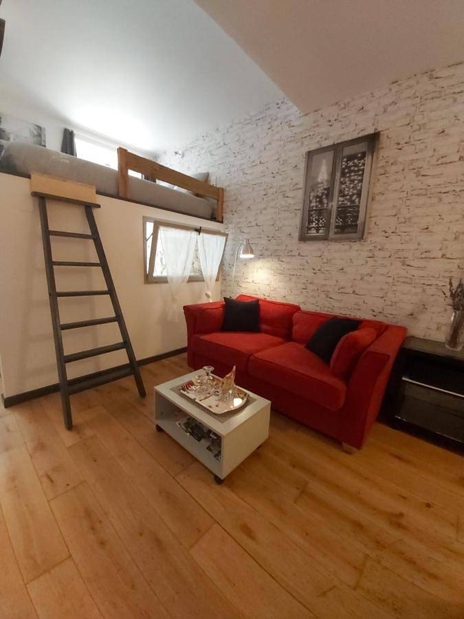 Appartement entier, Le Petit Saint-Georges, centre historique in Villefranche-de-Rouergue, Aveyron