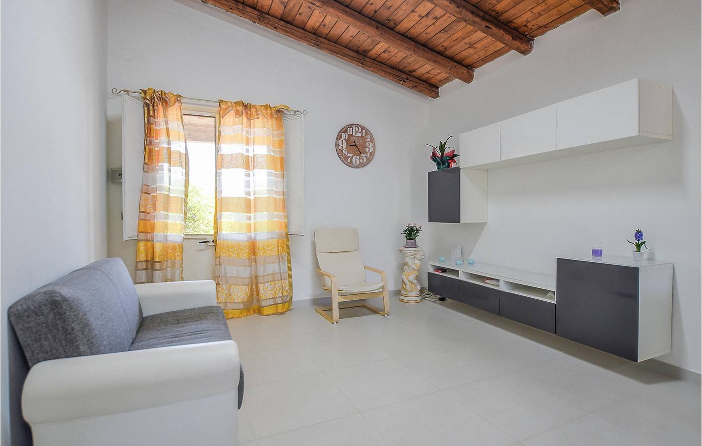 Appartamento di 120m² con AC, parcheggio, piscina e internet vicino a Fattoria Terra E Libertá in Siracusa, Siracusa e dintorni