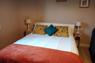 Gîte pour 2 personnes, avec jardin à Bagnères-de-Luchon