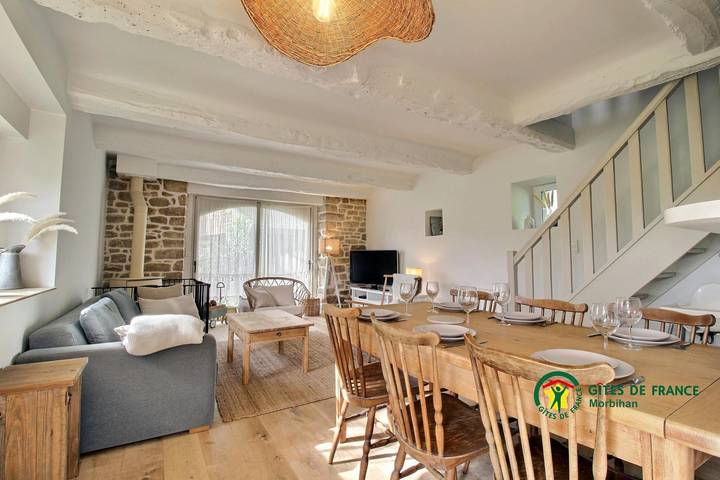 Gîte pour 6 personnes, avec jardin et vue à Ploemel - 2