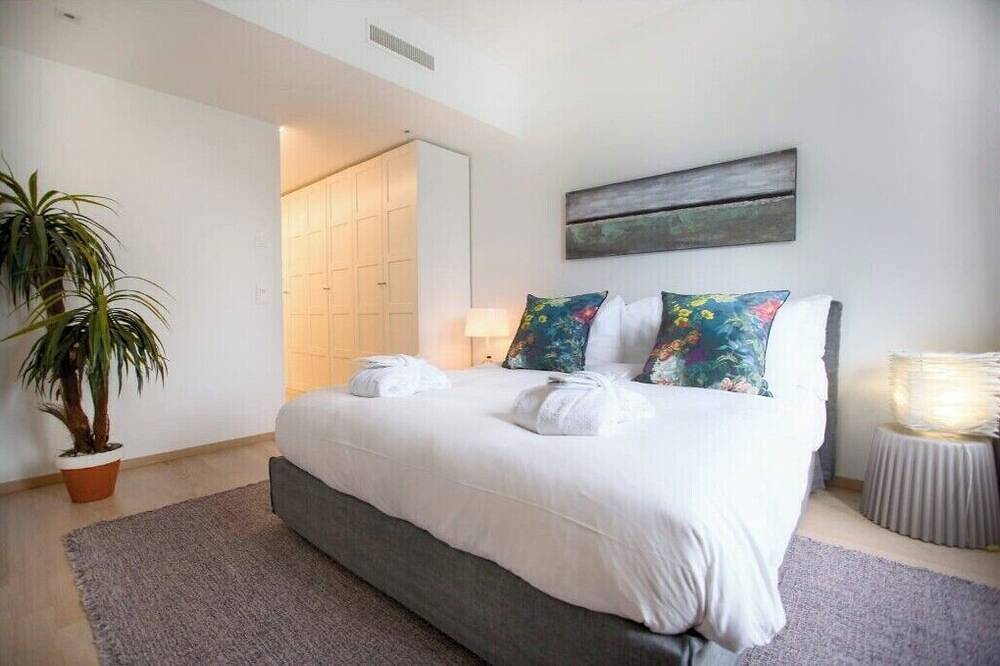 Entire apartment, Montreux Lake View Apartments & Spa Three-Bedroom B5.11 in Montreux, Lake Geneva