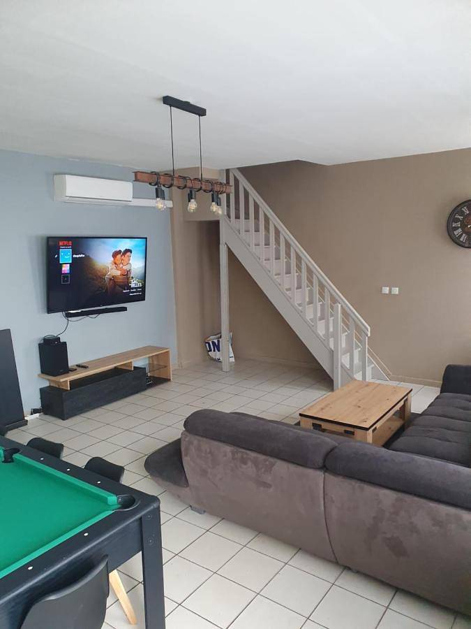 Location de vacances pour 8 personnes, avec Terrasse à Corbehem - 2
