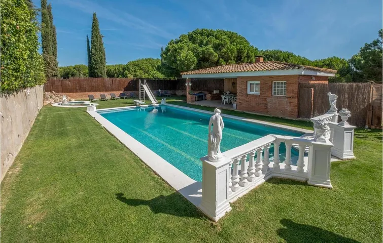 Casa de vacaciones para 9 personas, con jardín y piscina - 1