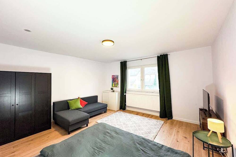 Ganze Wohnung, Große Gruppen im Süden Berlins in Großbeeren, Teltow-Fläming