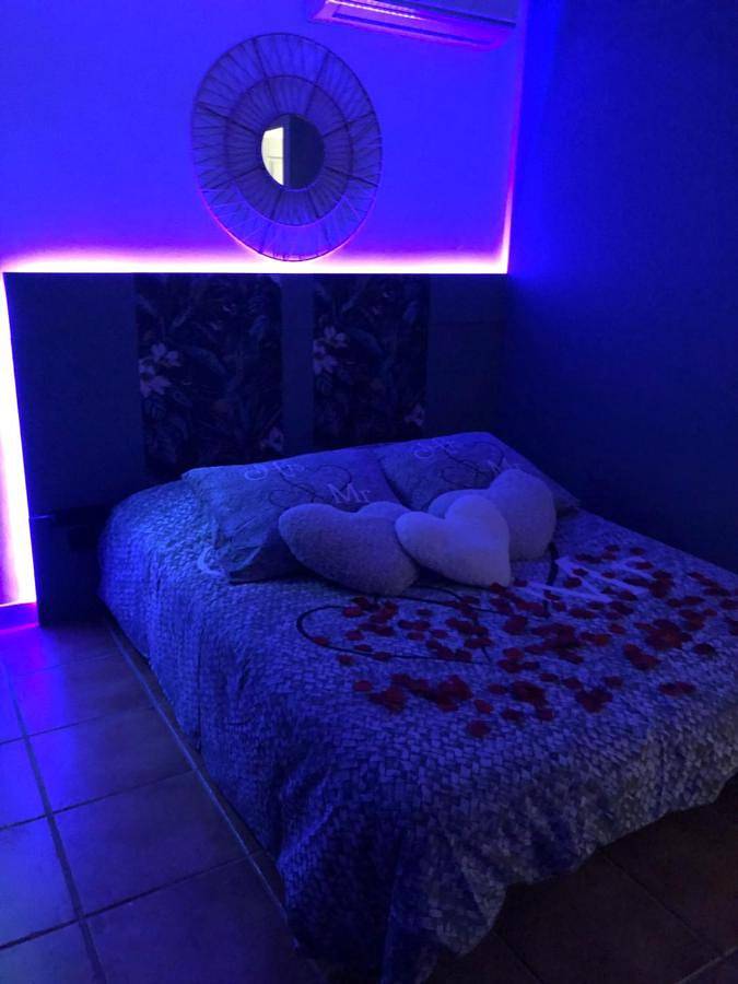 Gîte pour 2 personnes, avec jacuzzi à Eyguières - 2