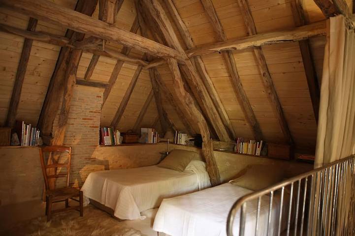 Location de vacances pour 8 personnes, avec jardin à Tourtoirac - 2