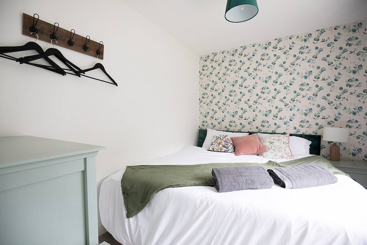 Entire holiday apartment, The Anchorage Apartments - No. 4 in Llandudno, Conwy region