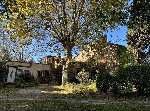Gîte pour 6 personnes, avec terrasse ainsi que piscine et jardin, animaux acceptés à Villelongue-de-la-Salanque