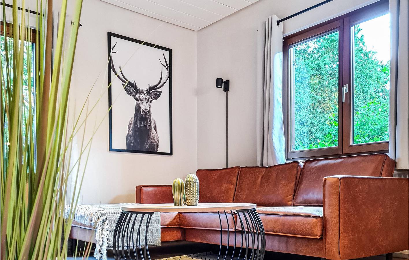 Ibra Rückzugsort: Modernes Apartment mit Terrasse und Parkplatz in Kirchheim, Knüllgebirge