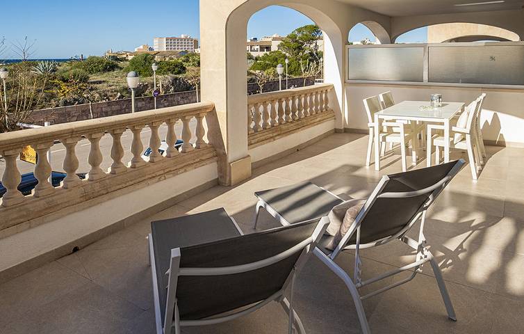Ganze Ferienwohnung, Playa Es Pregons 900m Wohnung mit AC, Terrasse & Kabel TV in Colònia de Sant Jordi, Ses Salines