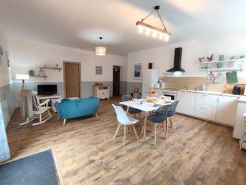 Gîte pour 5 personnes, avec terrasse et jardin, animaux acceptés dans Daubeuf-Serville