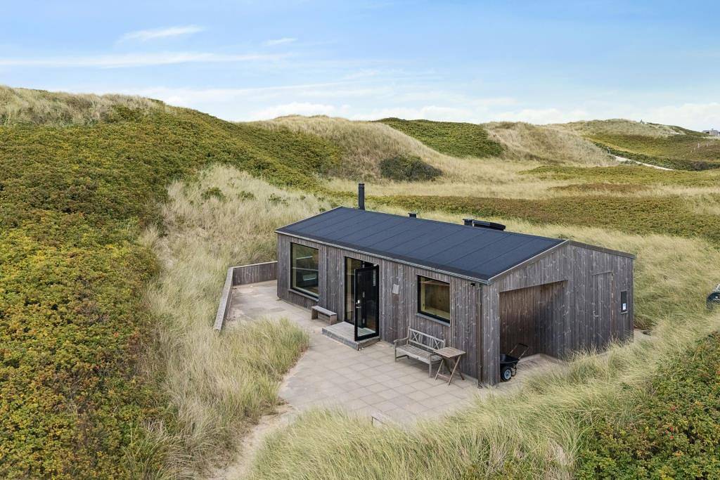 Exclusive vacation home in the first row of dunes near Søndervig in Søndervig, Holmsland Klit