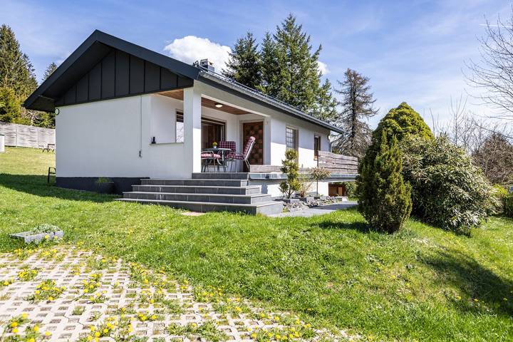 Chalet für 4 Personen, mit Sauna und Balkon am Rennsteig - 2