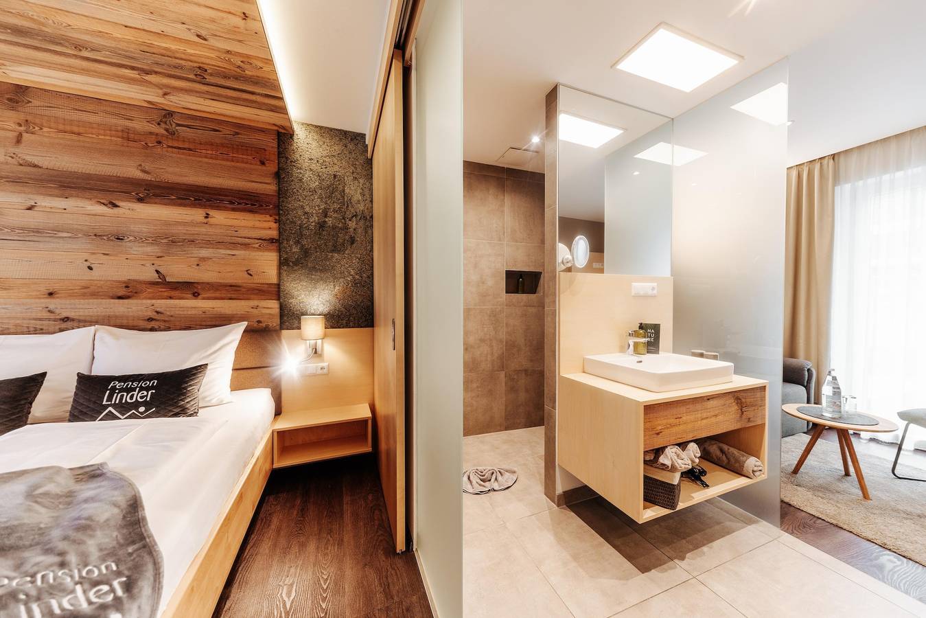 Entire holiday apartment, Familienzimmer Innenhof in Seeboden, Oberkärnten