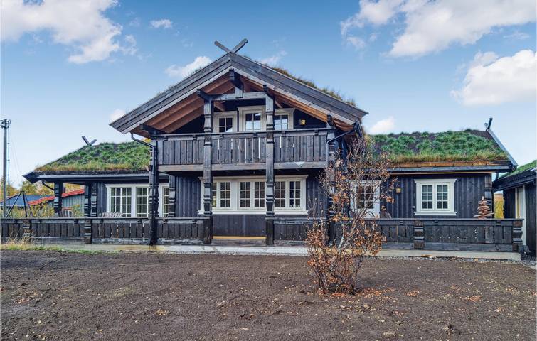 Ferienhaus für 12 Personen, mit Terrasse und Garten - 1
