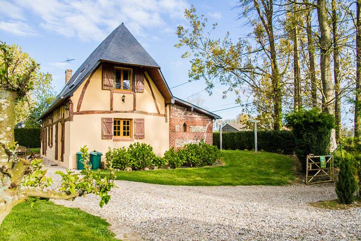 Gîte pour 5 personnes, avec jardin à Beauval-en-Caux