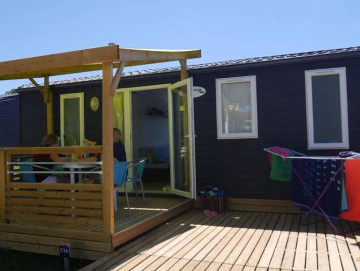 Mobil home pour 4 personnes, avec Terrasse et Piscine