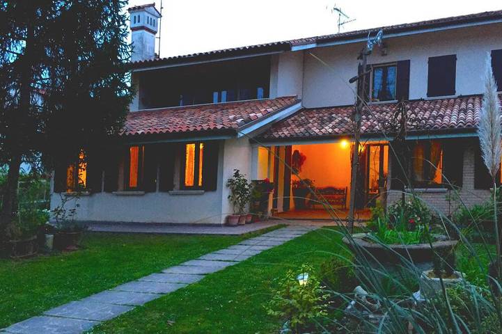 Appartamento intero, Appartamento 75 mq pianoterra giardino 1-9 persone Noventa di Piave Venezia in Noventa di Piave, Provincia di Venezia