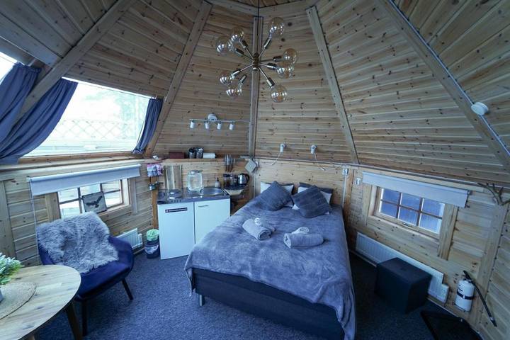 Location de vacances pour 2 personnes, avec sauna et jardin ainsi que vue sur le lac et vue à Kiruna - 3