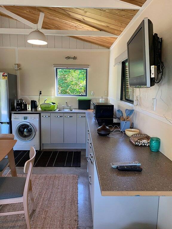 Tui Cottage Private rural retreat with elevated views to the ocean in Whangarei District