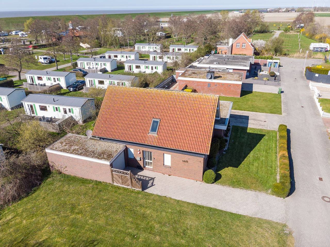Ferienhaus direkt am Uplewarder Trockenstrand – für bis zu 6 Personen in Upleward, Krummhörn