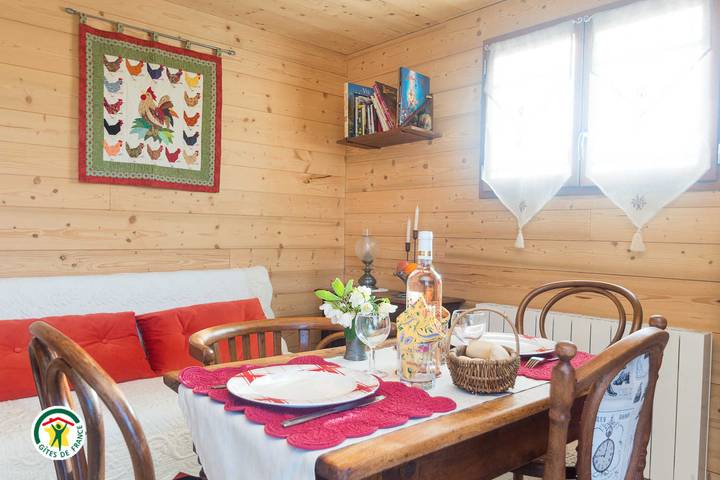 Gîte pour 2 personnes, avec jacuzzi ainsi que sauna et jardin à Saint-Martin-d'Uriage - 4