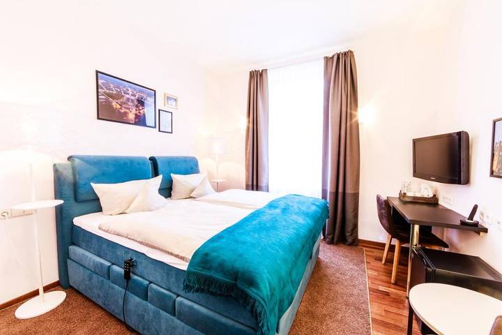 Hotel voor 4 personen, met whirlpool en sauna in Karlsruhe