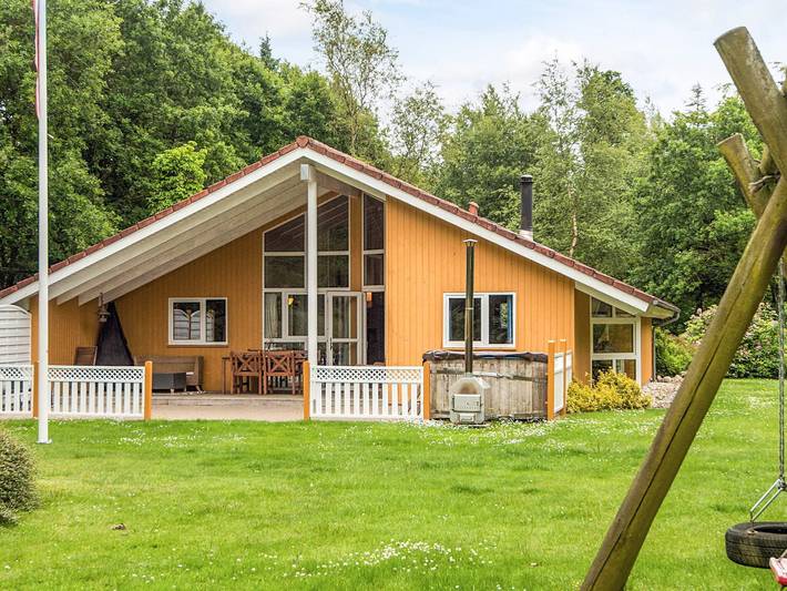 Ferienhaus für 6 Personen, mit Seeblick und Sauna sowie Terrasse, mit Haustier in Kvie Sø - 4