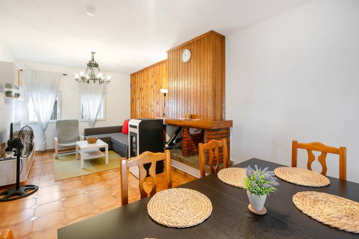 Holiday Home 'Casa De Los Abuelos' with Wi-Fi in Real Sitio de San Ildefonso, Segovia Province