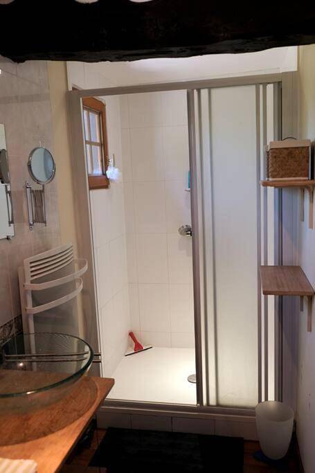Location de vacances pour 8 personnes, avec vue et jardin à Saint-Martin-aux-Buneaux - 4