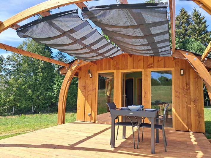 Location de vacances pour 4 personnes, avec jardin ainsi que terrasse et vue à Saint-Merd-les-Oussines - 4