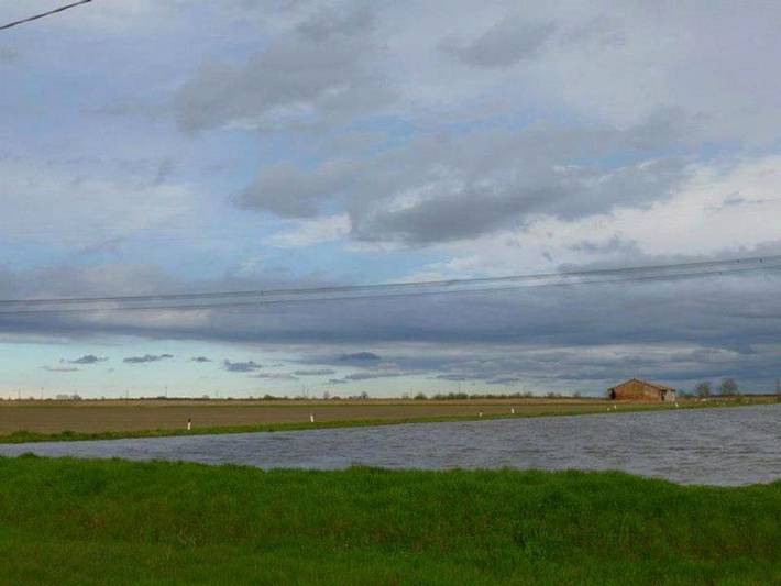 Maison de campagne pour 5 personnes, avec vue sur le lac ainsi que jardin et vue, animaux acceptés dans Province de Modène - 2