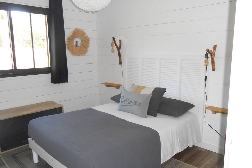 Villa du Bassin 33, Arès, quiet location, Spa, heated pool (from 1/05 to 15/10) in Arès, Arcachon region