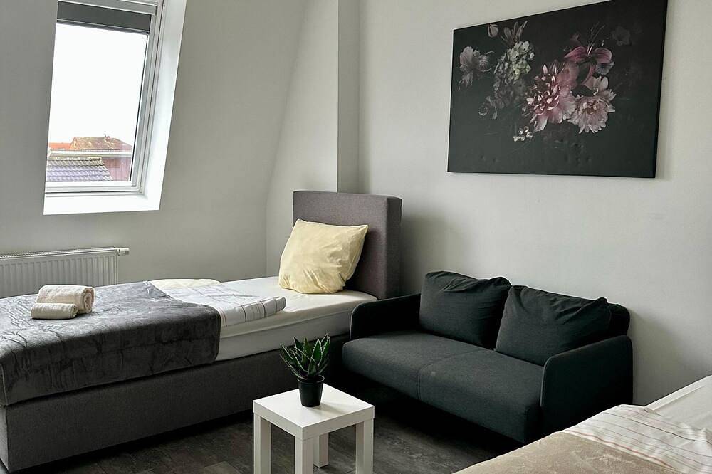 Kieler Straße 73 W6 - 3 Schlafzimmer mit Parkplatz in Neumünster, Schleswig-Holstein Binnenland