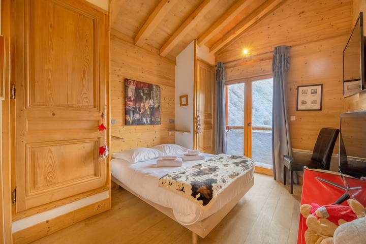 Luxury Chalet Pool & Jacuzzi near Megeve in Sallanches, Pays du Mont-Blanc
