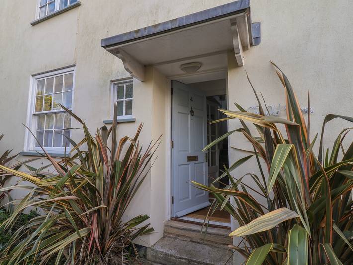 4 East Cliff in Lyme Regis, Dorset